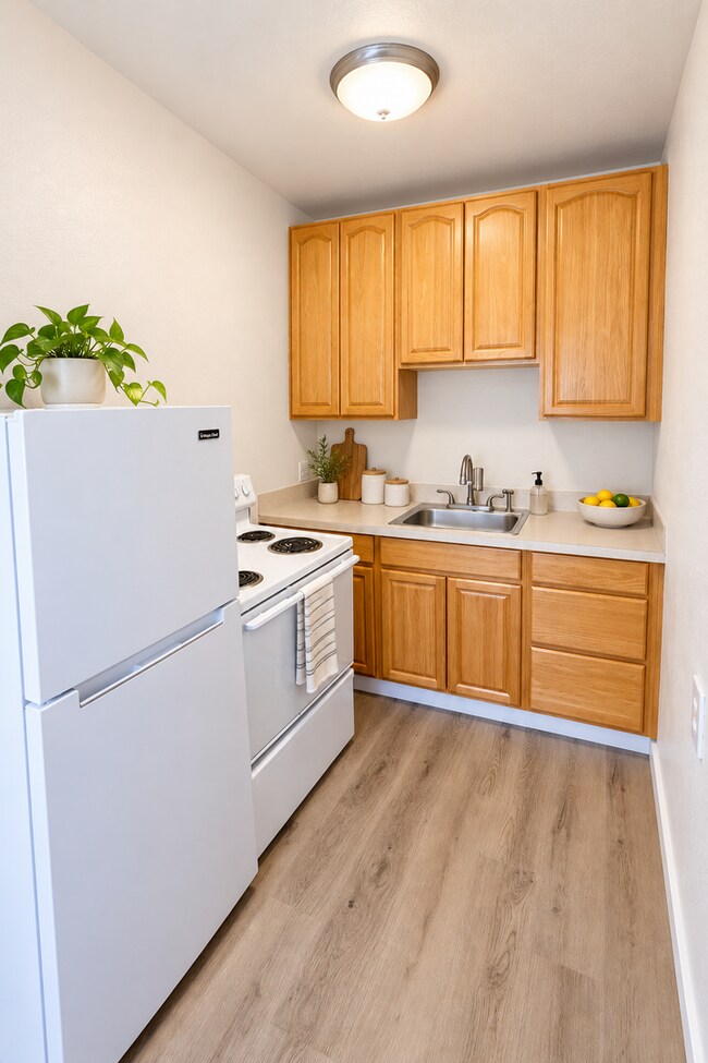 Town Manor Apartments