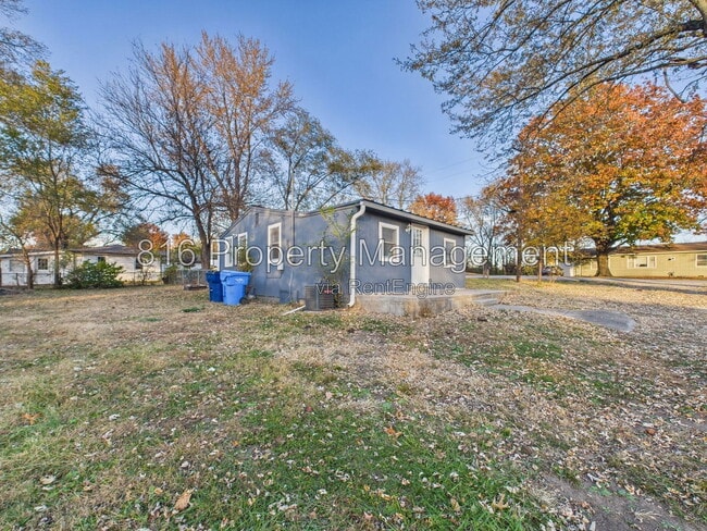 Photo - 126 S Village Terrace