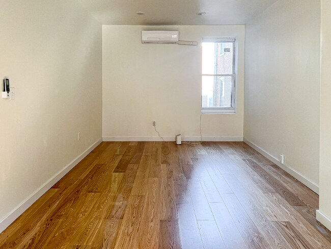 Photo - 2129 Pine St Unidad 2F