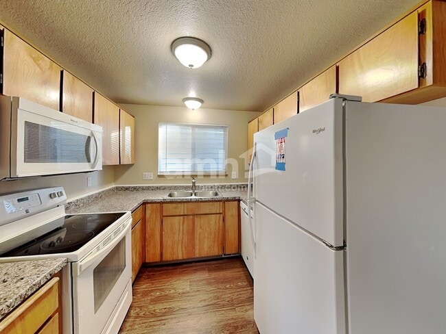 Photo - 16979 SW Steele Way