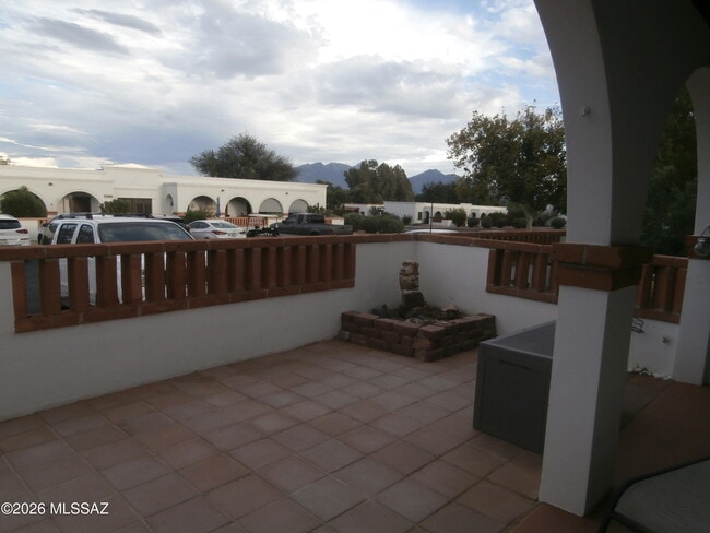 248 S Paseo Lobo