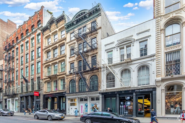 Photo - 508 Broadway