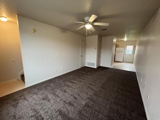 Photo - 2811 Cantabrian Dr