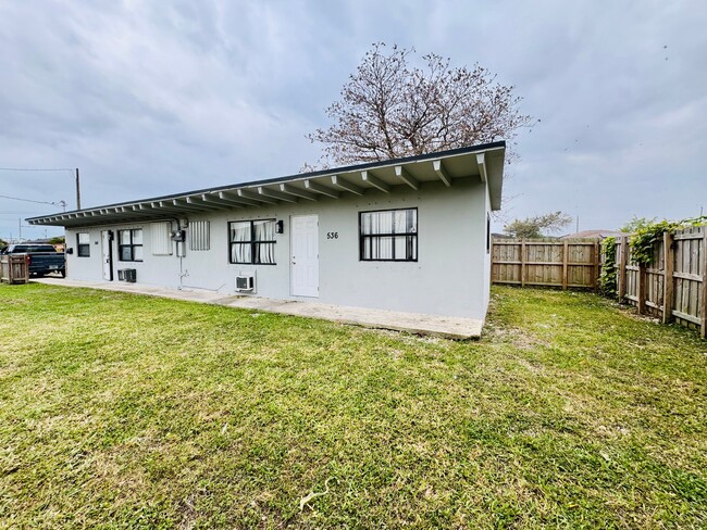 Photo - 536 SW 6th Terrace Unit 536