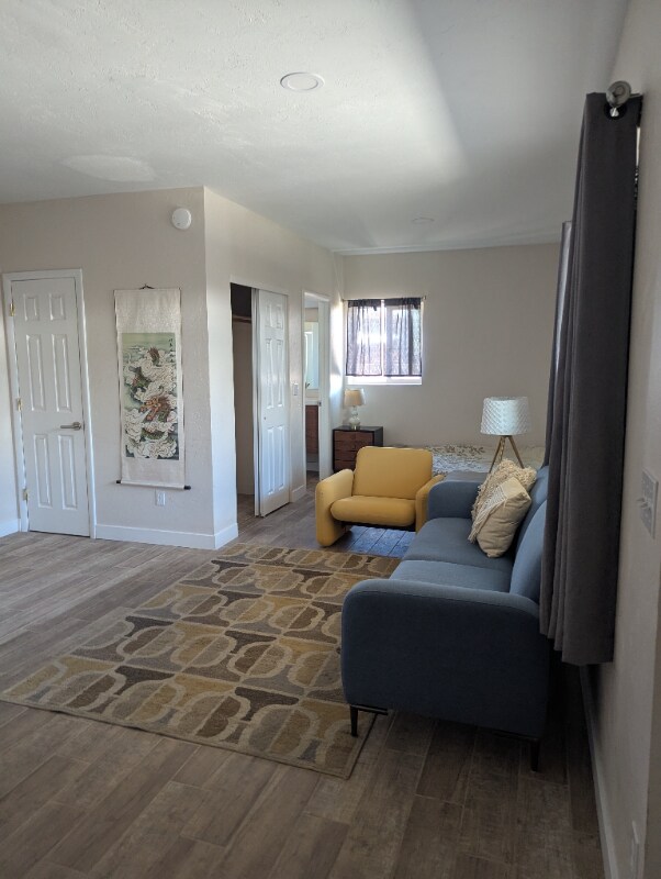 Photo - 1925 N Mountain Ave