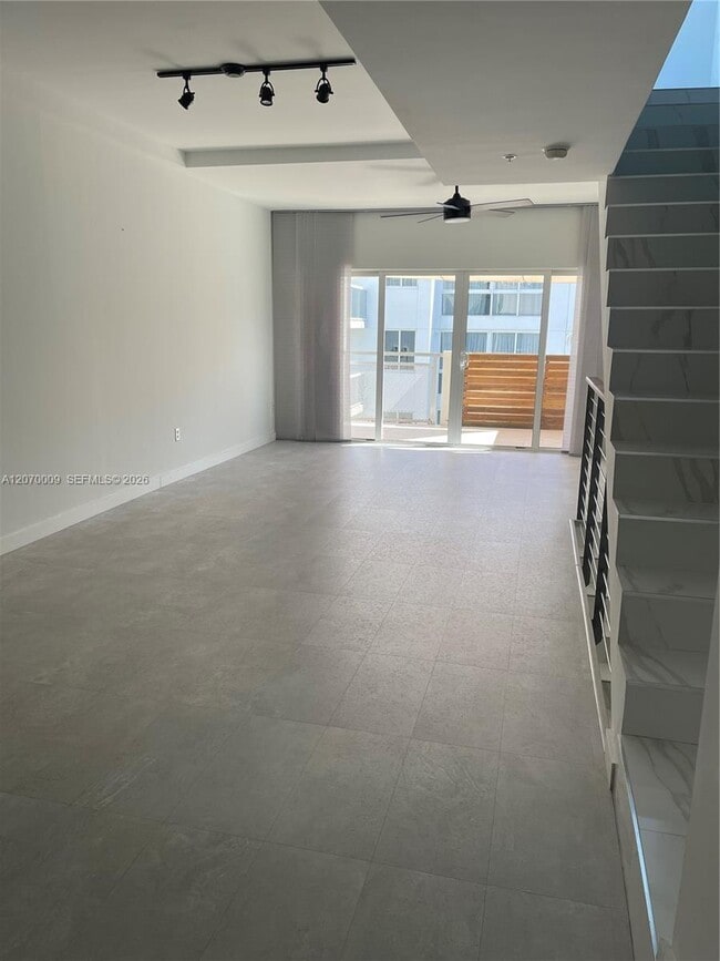 Photo - 1712 SW 2nd Ave Unit PH7/807