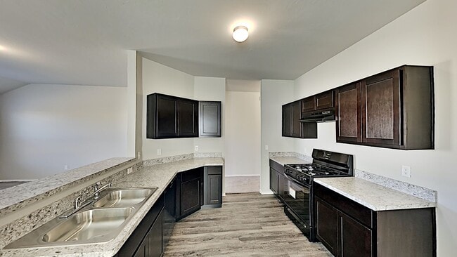 Photo - Very Nice 3 Bedroom 2 Bath Home in Yukon Schools