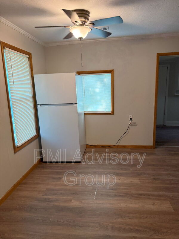 Photo - 2706 SE Kentucky Ave