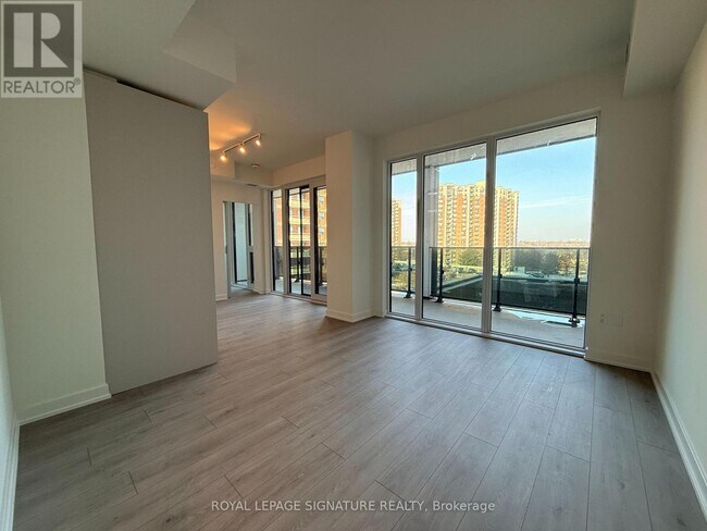 Photo - 1 Fairview Rd E Unit 313