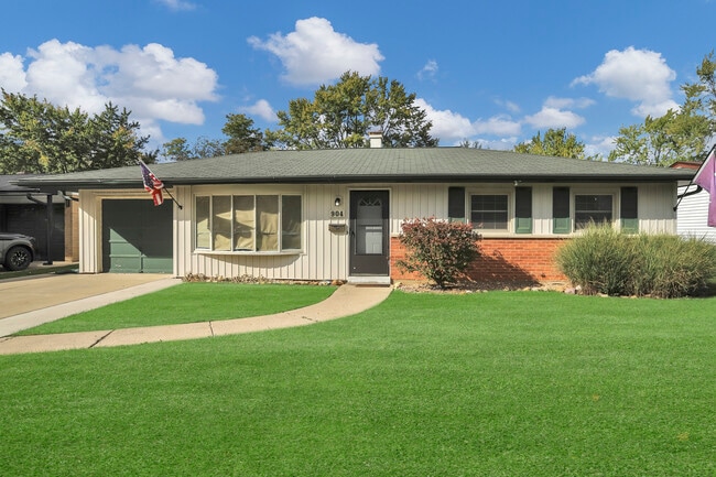 Photo - 904 Woodland Dr