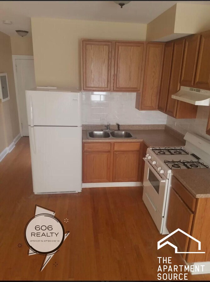 Photo - 2144 Clarence Ave Unit 1