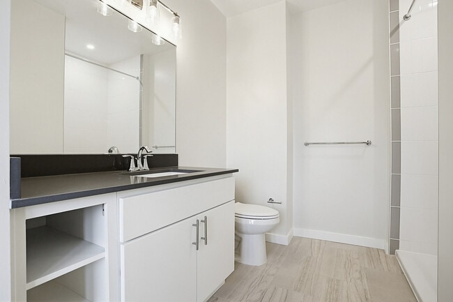 250_College_Avenue_0028s