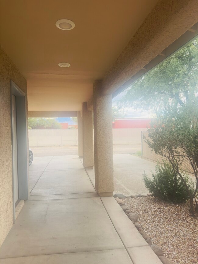 Photo - 8981 E Golf Links Rd