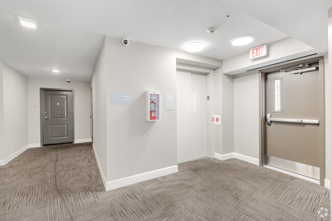 Hallway/Elevators
