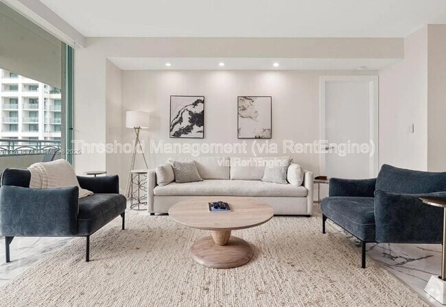 Building Photo - 3400 SW 27th Ave Unit 605 Rental