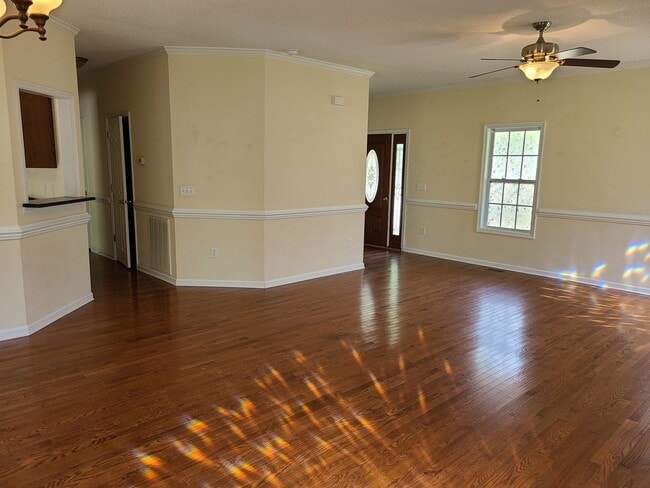 Photo - Unfurnished 3 Bedroom 2 bath home in Sneads Ferry - Creeks Edge Community