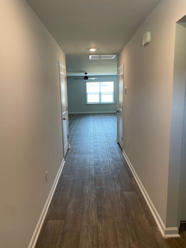Photo - 3 Bedroom 2 Bath Home in Eagle Creek, Bolivia, NC