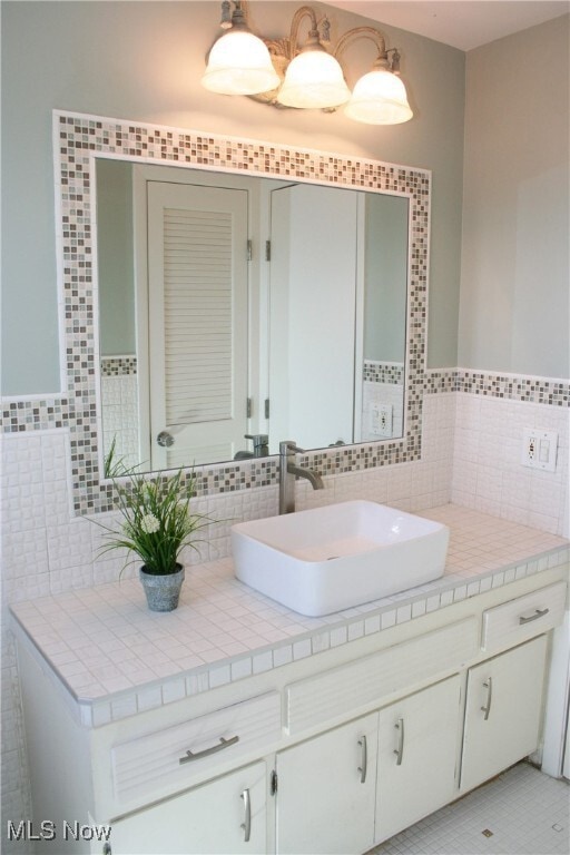 Building Photo - 1269 Bonnie Ln