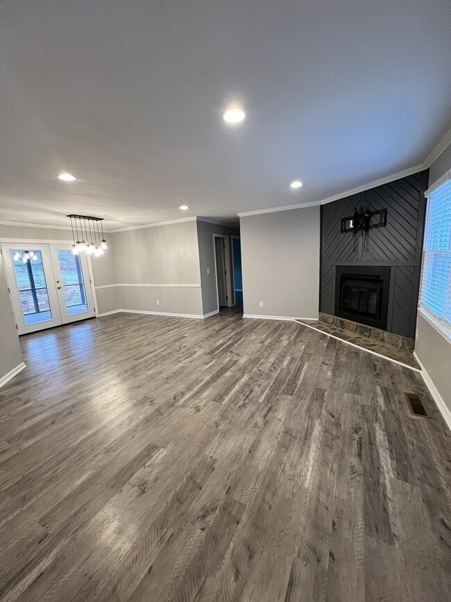 Photo - 105 Kestrel Ct