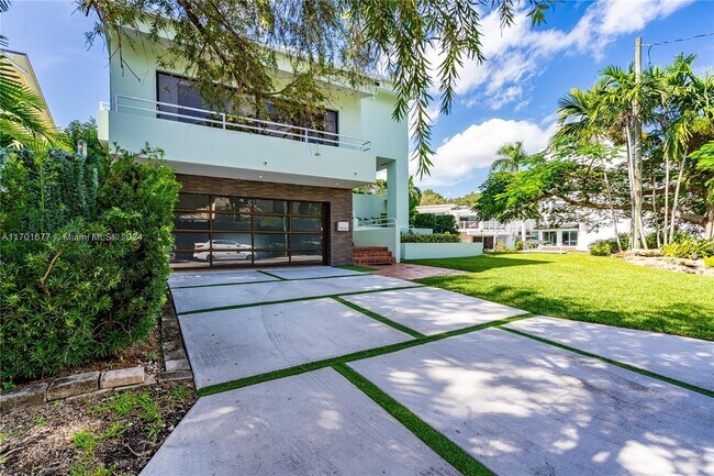 Photo - 3520 Rockerman Rd