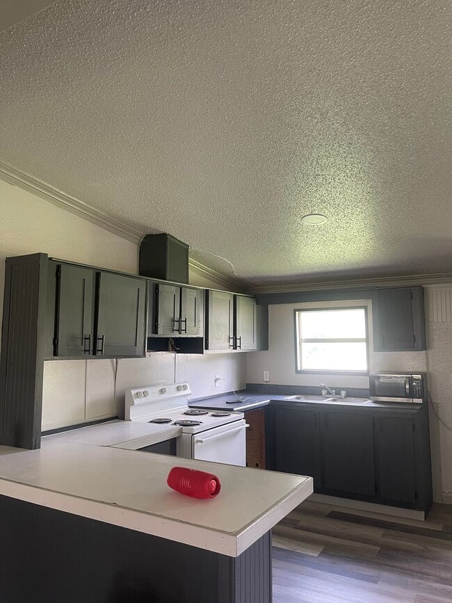 Photo - 3 bed / 2 bath - Cassville