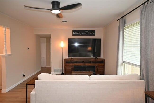 Photo - Spacious 4 Bedroom Brick Home Near Sheppard AFB with Fenced Backyard
