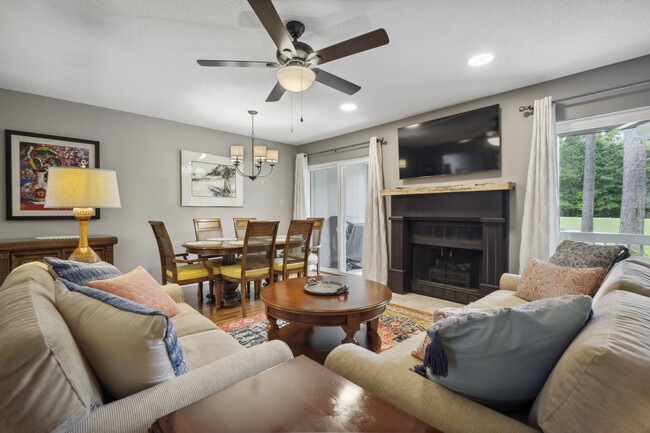 Photo - 250 Highpoint Dr
