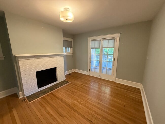 Photo - 139 S Colonial Ave Unidad 1