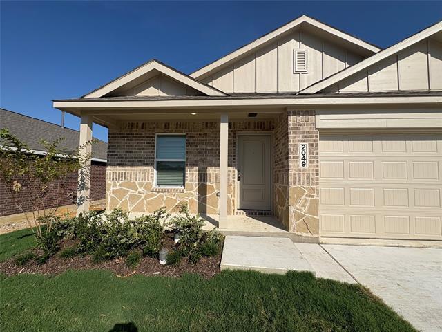 Photo - 2049 Derby Ln