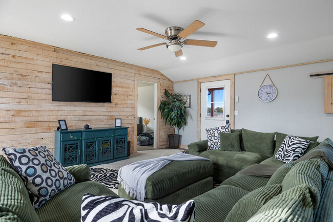 Photo - 7625 N Williamson Valley Rd Unit SI FL1-ID1257805P