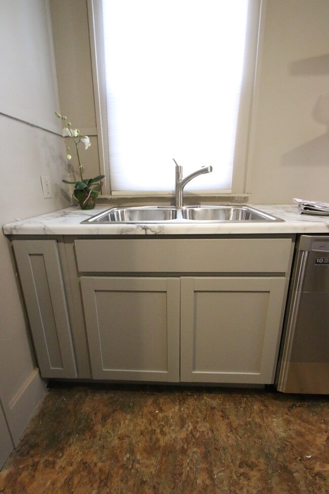 Photo - 1806 South Phillips Avenue