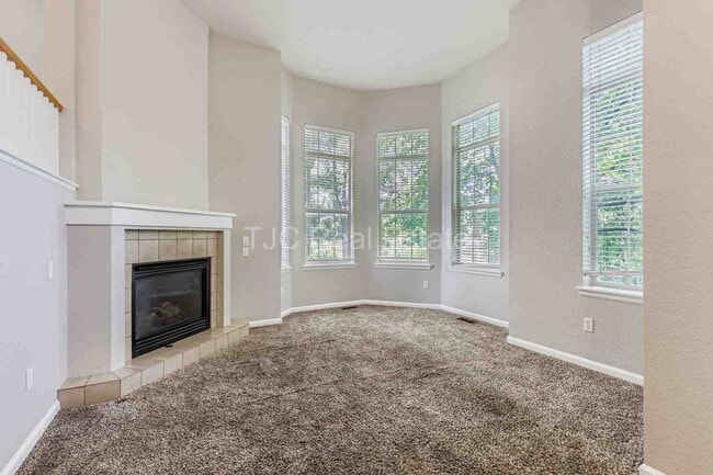 Photo - 8210 E 29th Ave