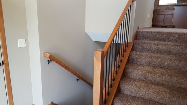 Photo - 3984 Stone Point Dr NE