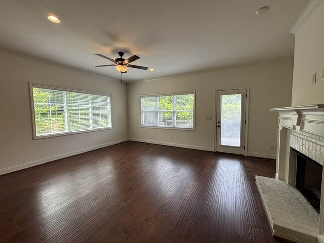 Photo - 950 Lennox BlvdBirmingham, AL35216