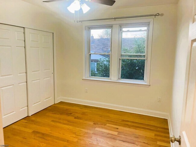 Photo - 10 Morton Pl Unidad 2