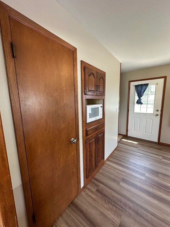 Photo - 1711 Keith Dr NE