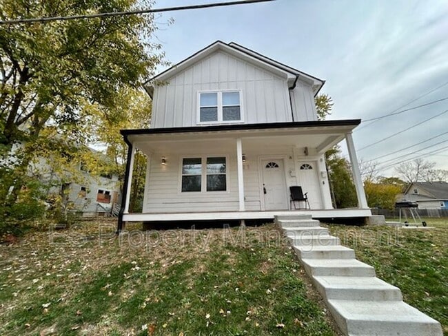 Photo - 321 N Kealing Ave