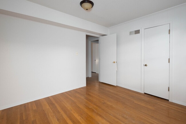 Photo - 2050 S Bowie St
