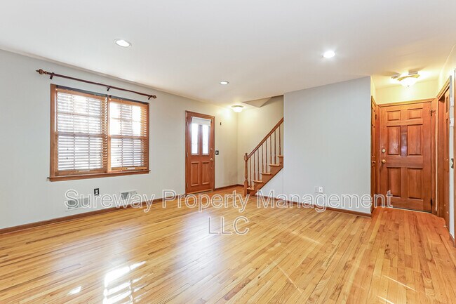 Photo - 513 Glenmere Ave