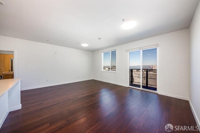 Photo - 50 Jerrold Ave