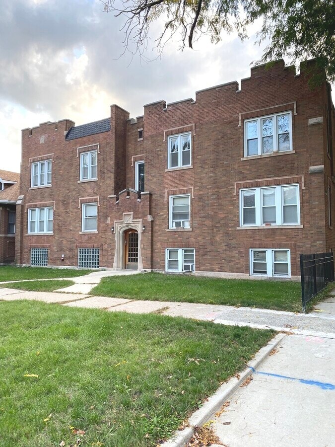 Photo - 219 E 78th St Apartamento Unidad 1