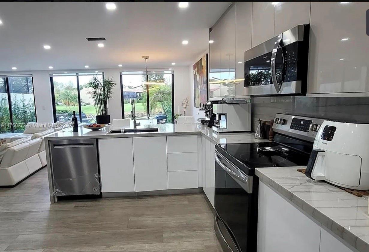 Photo - 9925 Costa del Sol Blvd