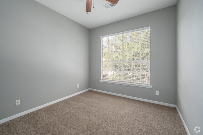 3BR, 2BA - 1.299SF - Dormitorio 3