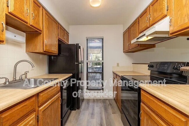 Photo - 2800 Kalmia Ave Unit A219