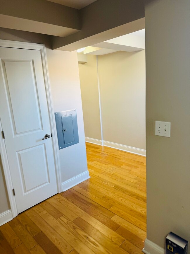 Photo - 45 S Broadway Unit M4