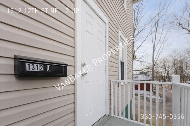 Photo - 1312 12th St NE Unit 2 UP