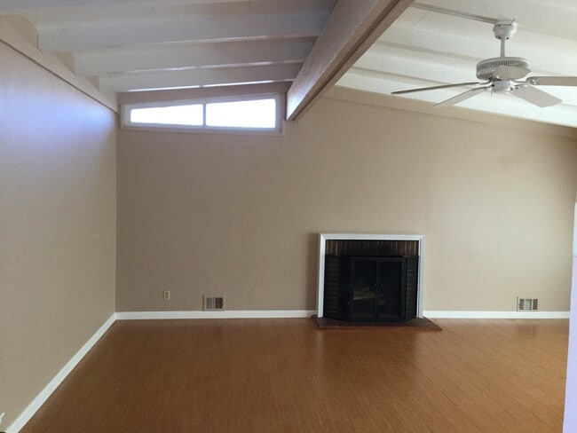 Photo - Pet Friendly Single Family Home for Rent i...