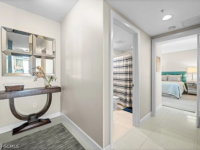 Photo - 3000 Oasis Grand Blvd Unit 2402