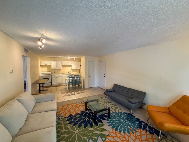 Photo - Summit House J-22