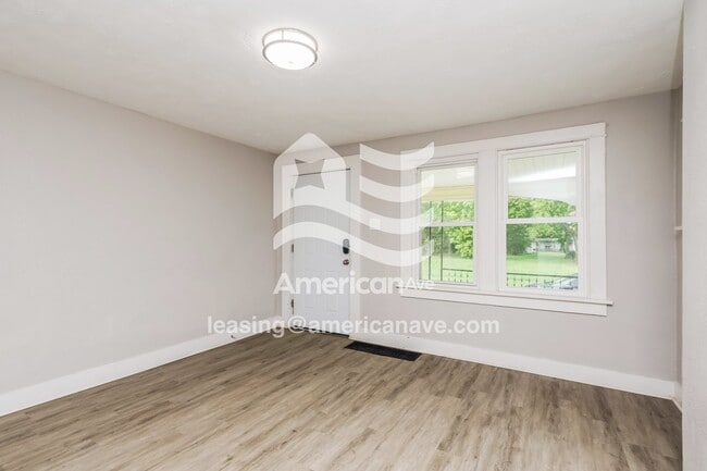 Photo - 948 Westwood Ave